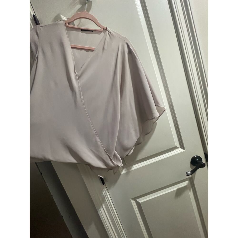 krisa lilac ruffle sleeve blouse - S EUC - Picture 3 of 15
